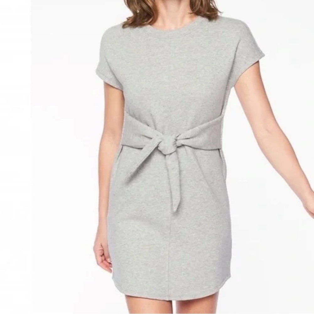 Athleta Embrace Tie Waist Sweatshirt Short Sleeve Dress Light Gray